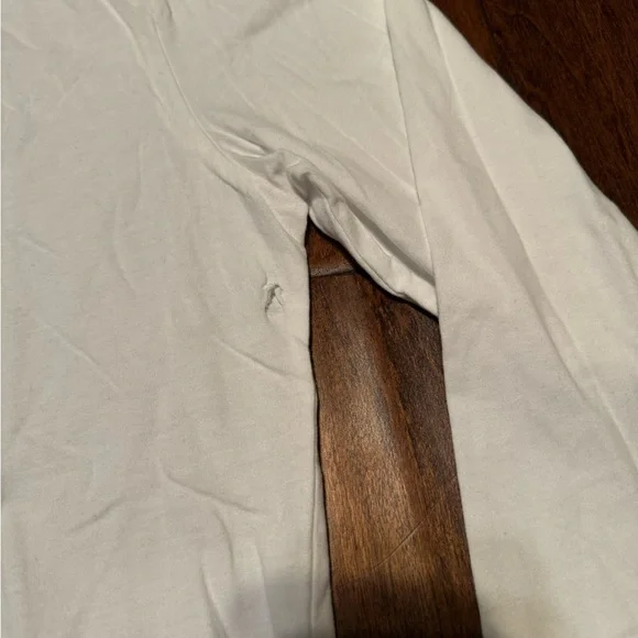 Old Navy Men’s Soft Wash Long Sleeve Tee FLAW - Picture 2 of 6